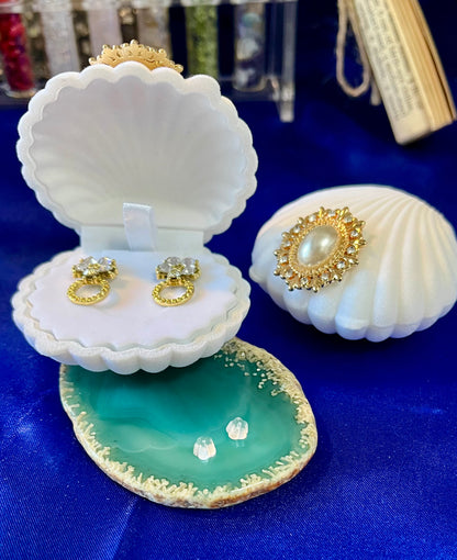 悪運を払うー浄化のクリスタルピアス | 海の祝福